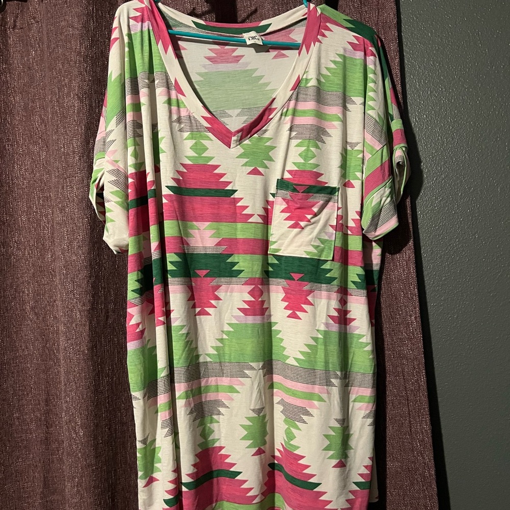 Women’s Plus Sew in Love Shirt Sleeve Shirt 3X
